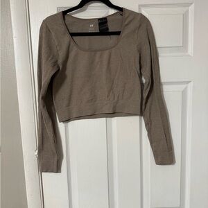 H&M Women's Long Sleeve Taupe Top -Size M